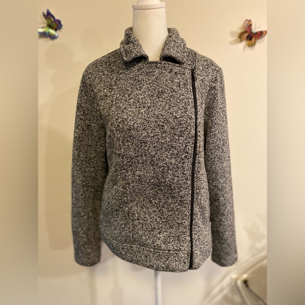 Banana Republic Women's Black and White Zip up Jacket size Large
